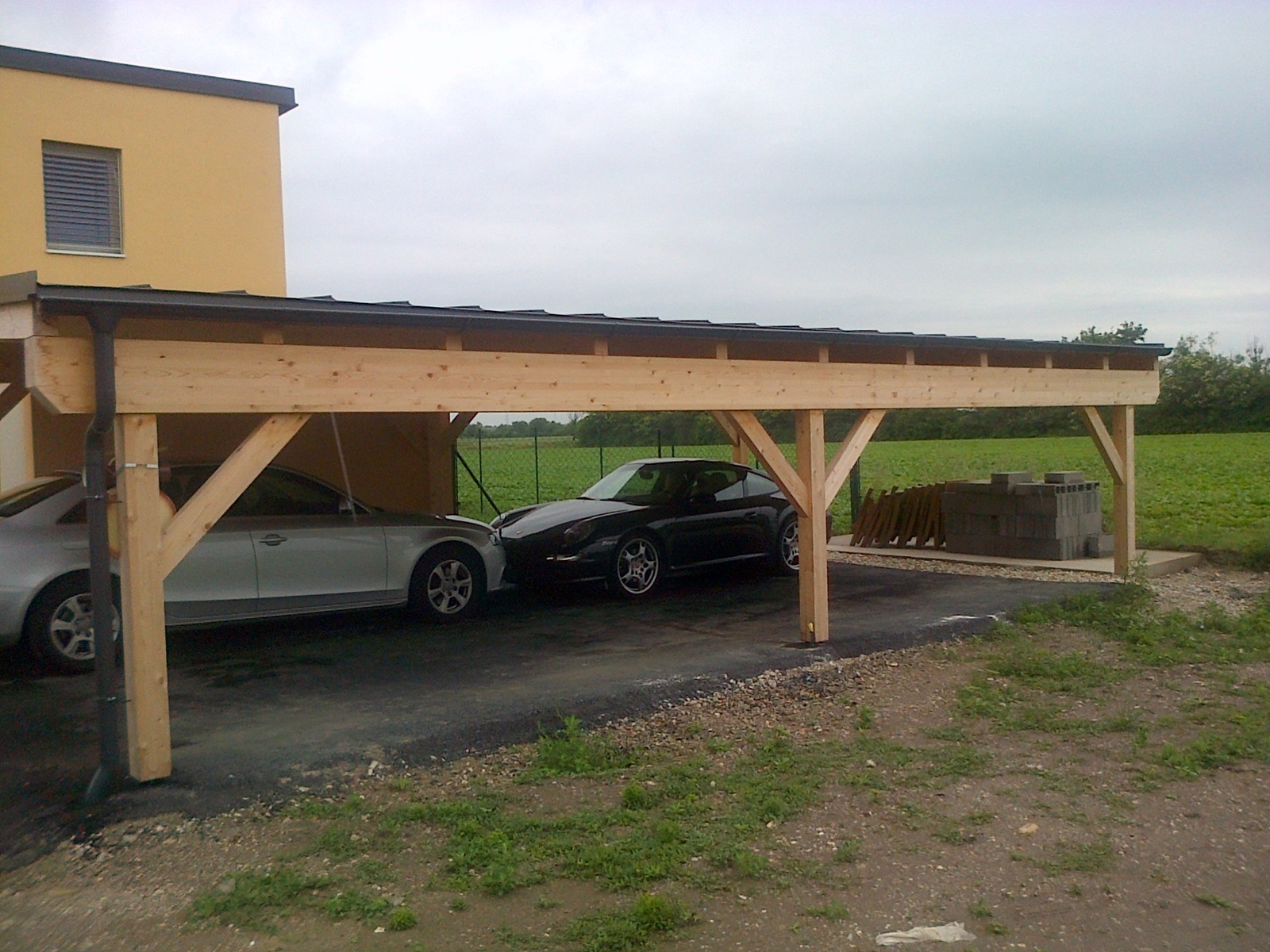 Zimmereiarbeit Carport